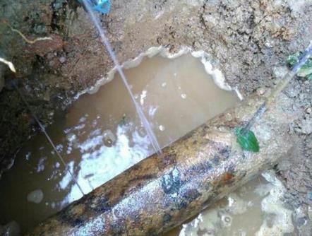 托克托楼顶漏水维修公司分享下漏水检测的原理